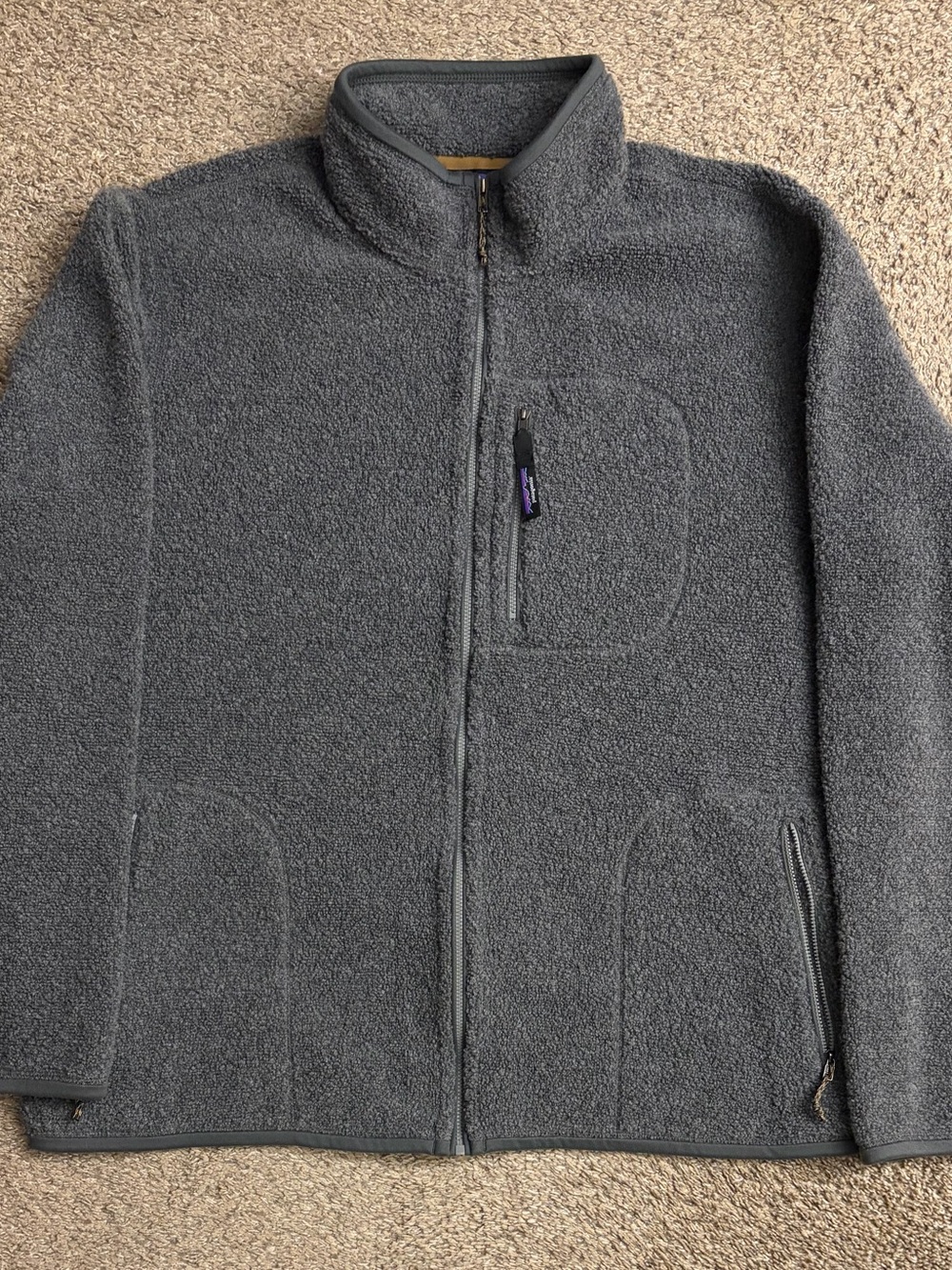 Patagonia Men's Dark Gray Full-Zip Fleece Jacket